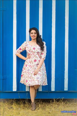 Sreemukhi Latest PhotoShoot Stills