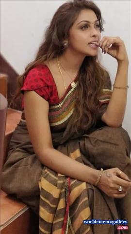 Sri Nikha Green Dress Stills