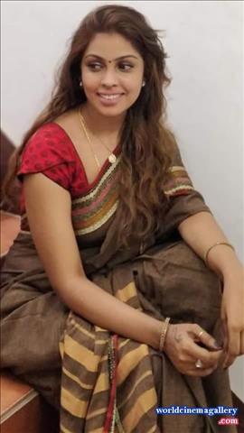 Sri Nikha Green Dress Stills