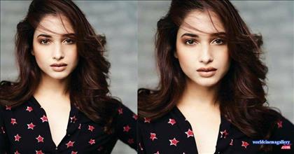 Tamanna Bhatia Stills At Zee Apsara Awards 2018