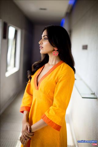 Amala Paul Latest Stills At Bhaskar Oru Rascal Movie Promotion