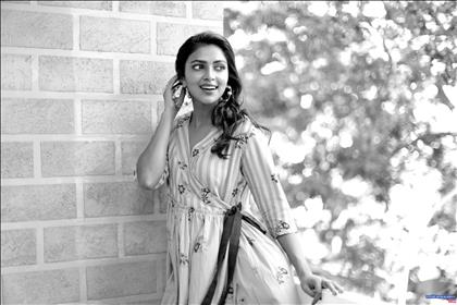 Amala Paul Stills At Bhaskar Oru Rascal Movie Promotion 