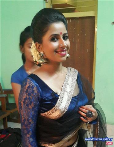 Anchor Anu Shree Stills