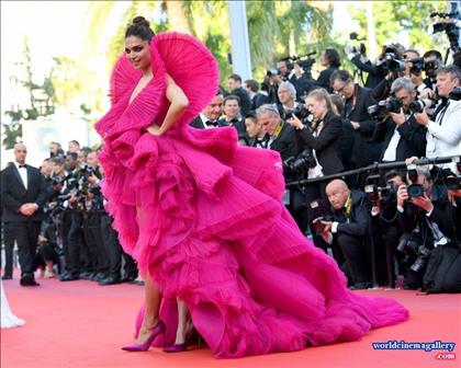 Deepika Padukone Stills At Cannes Film Festival 2018