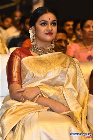 Keerthy Suresh Saree Stills At Nadigaiyar Thilagam Movie