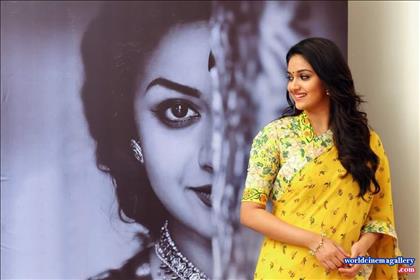 Keerthy Suresh Saree Stills At Nadigaiyar Thilagam Movie