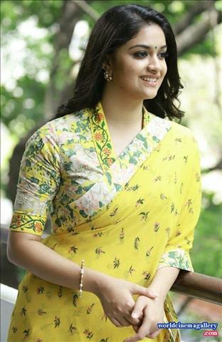 Keerthy Suresh Stills At Nadigaiyar Thilagam Movie