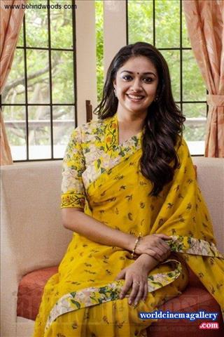 Keerthy Suresh Stills At Nadigaiyar Thilagam Movie