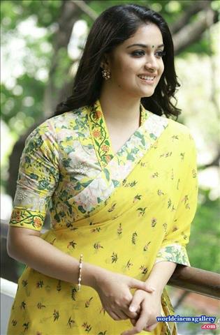 Keerthy Suresh Stills At Nadigaiyar Thilagam Movie