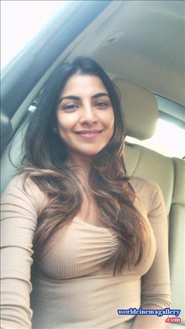 Rachel white Sexy Stills