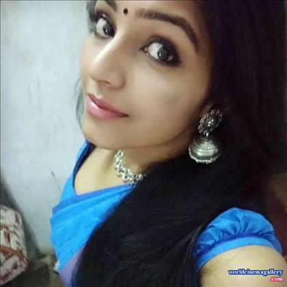 Rajisha Vijayan Kerala Saree Stills - World Cinema Gallery