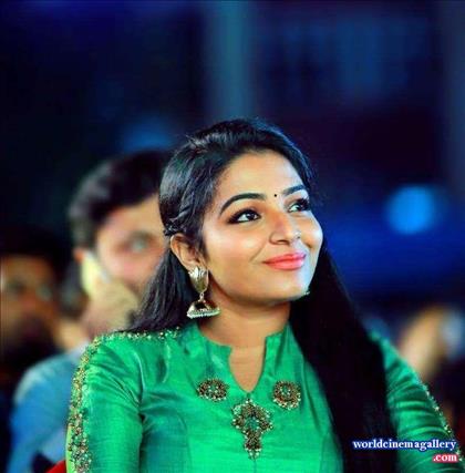 Rajisha Vijayan Kerala Saree Stills - World Cinema Gallery