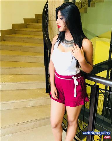 Yashika Aannand Hot Stills