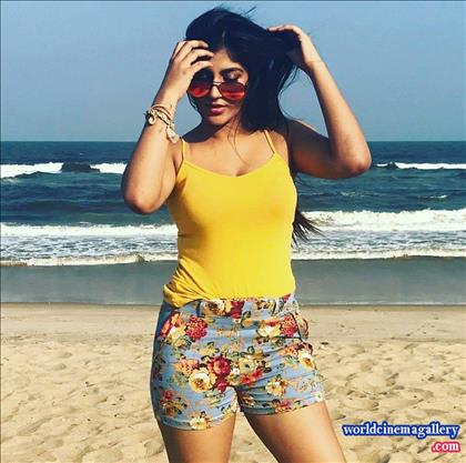 Yashika Aannand Sexy Stills