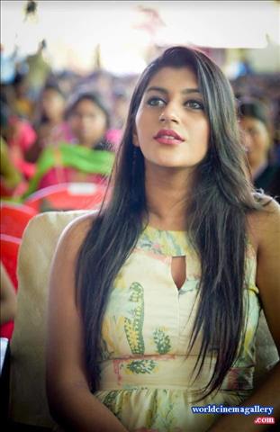 Yashika Aannand Stills At Iruttu Arayil Murattu Kuthu Movie