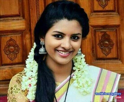 Actress Homely Look in Saree