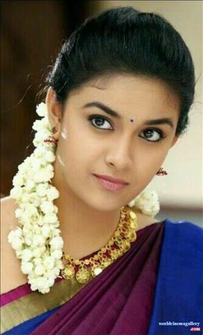 Actress in Saree Stills