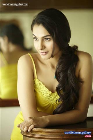 Andrea Jeremiah Hot Stills