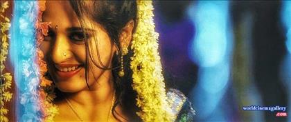 Anushka shetty Stills At Master Piece Vedam Movie