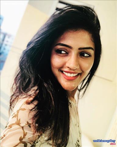 Eesha Rebba Stills At  Cinegoer Awards 2018