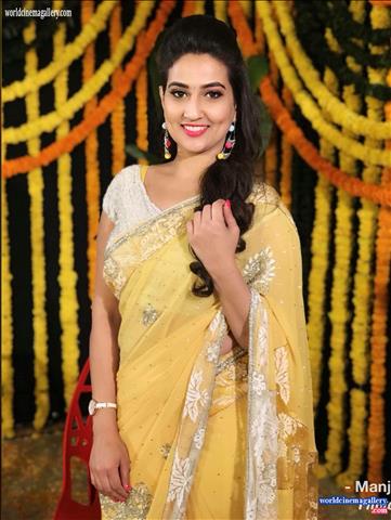 Manjusha Anchor Stills At Mahanati Event