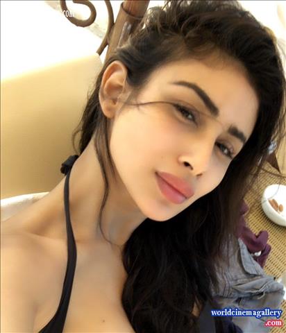 Nagini Mouni Roy