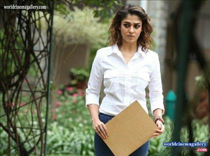 Nayanthara Stills At Imaikkaa Nodigal Movie