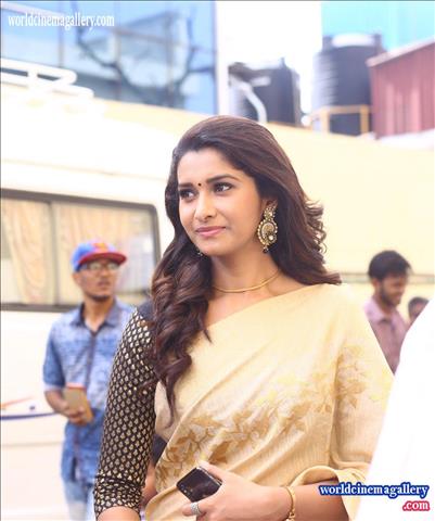 Priya Bhavani Shankar Stills At Kadai kutty Singam Audio Launch