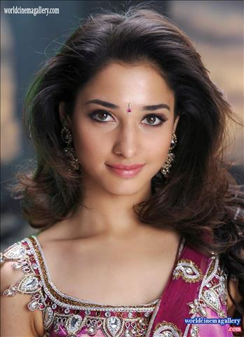 Tamanna Hot Stills in Badrinath