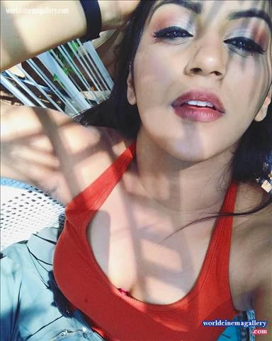 Yashika Anand Hot Stills