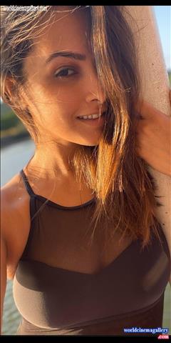 Anitha Hassanandani - World Cinema Gallery