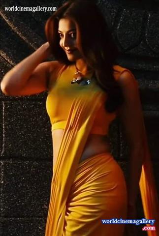 Kajal Aggarwal Yellow Saree in Comali movie Stills,