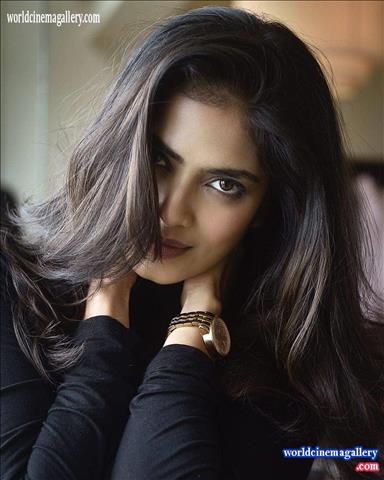 Malavika Mohanan Hot Stills