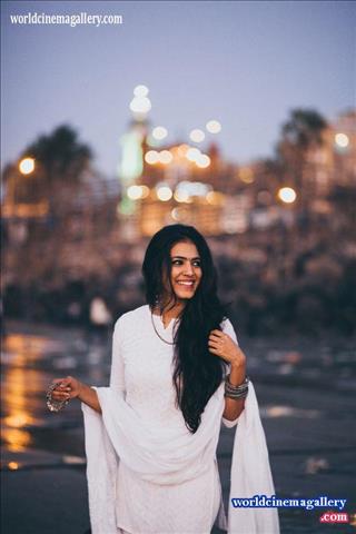 Malavika Mohanan Saree Stills