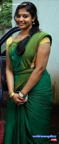 Actress in Saree 