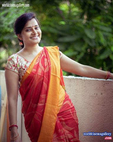 Actress in Saree 
