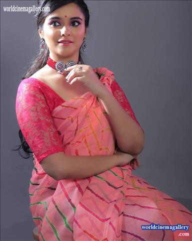 Hari Priya Isai Sun TV Kanmani Serial Actress