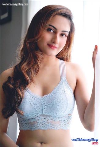 Zaara Yesmin Hot Stills