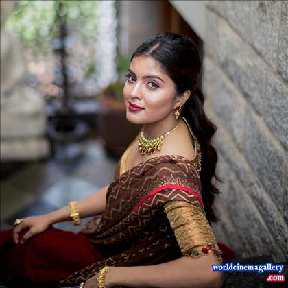 Amritha Iyer Latest Stills