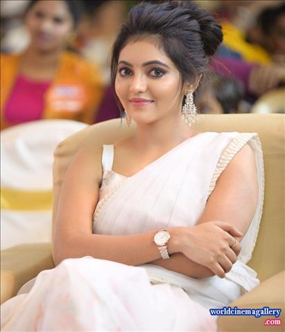 Athulya Ravi