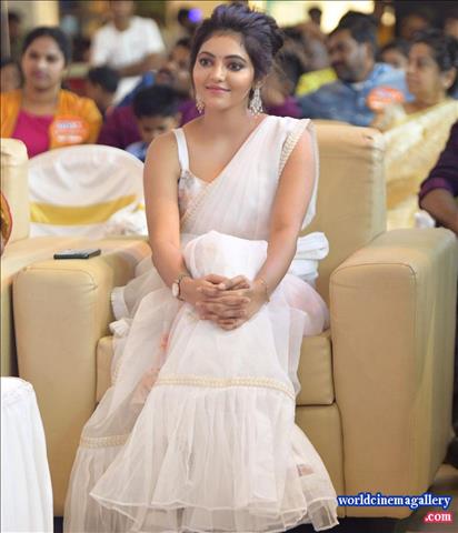 Athulya Ravi