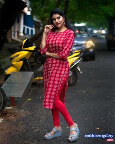 Nivisha Serial Actress