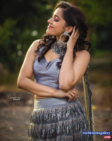 Rashmi Gautam Latest Stills