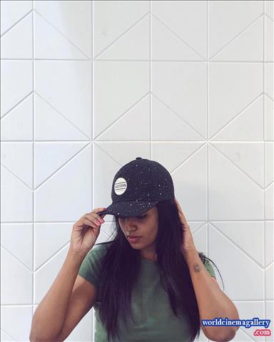 Roshni haripriyan bharathi kannamma Serial Actress