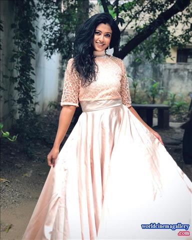 Roshni haripriyan bharathi kannamma Serial Actress