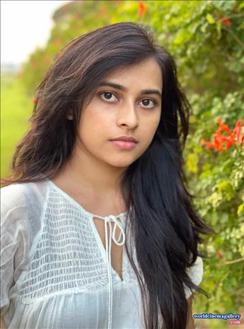 Sri divya Latest Stills