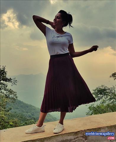 Sumaiya Kouser  kalaignar  Tv VJ