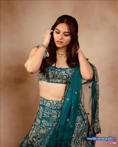 Kayadu Lohar Dragon acress stills