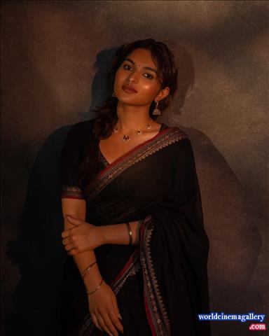 Kayadu Lohar Dragon actress stills