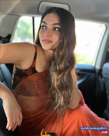 Kayadu Lohar Dragon actress stills